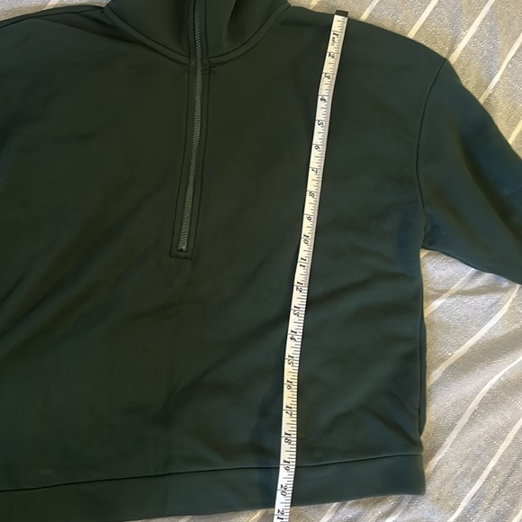 Zyia Cropped Half-Zip Sweater Medium - Picture 8 of 8